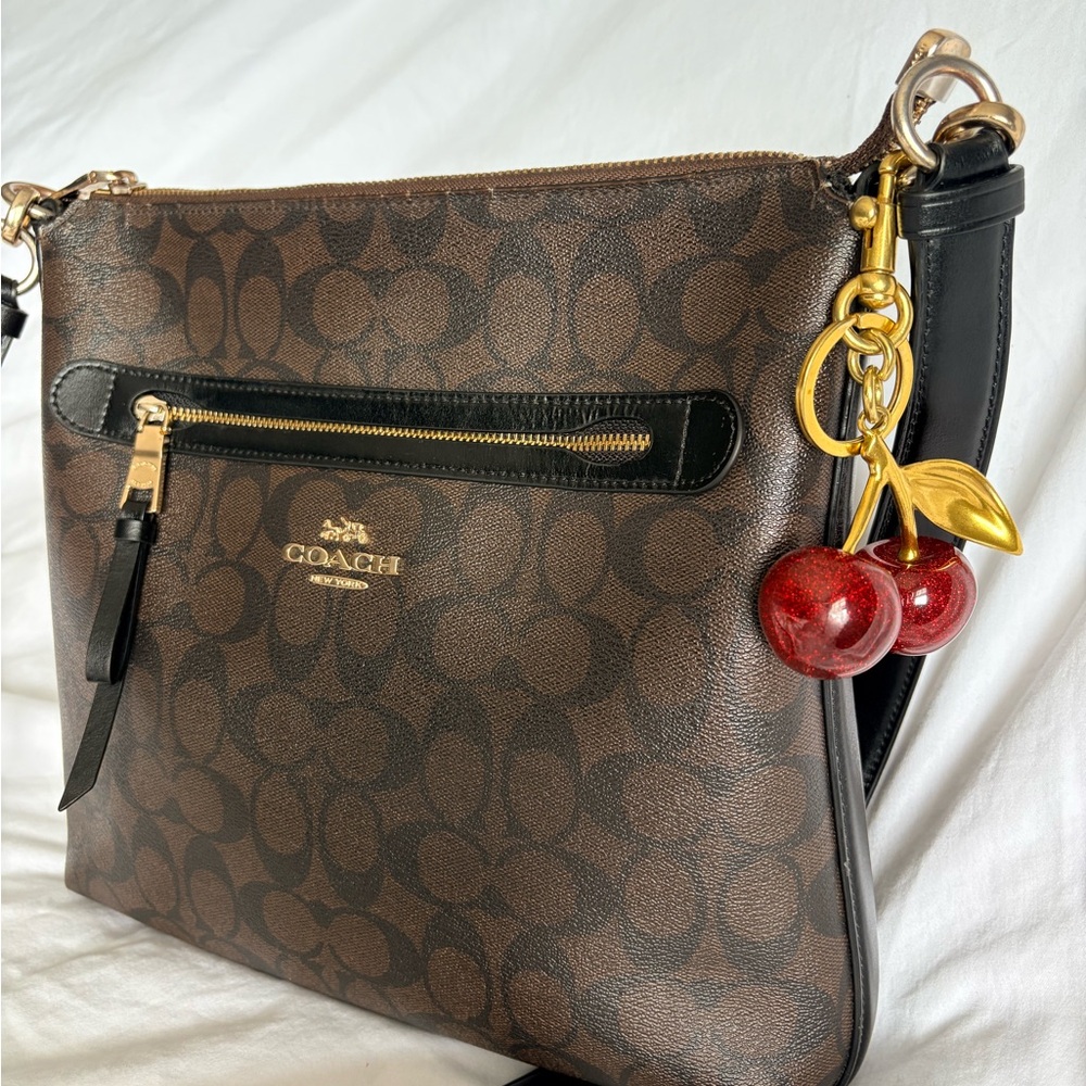 Authentic CoachCrossbody Bag
